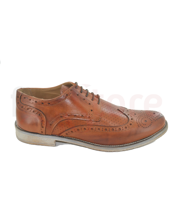 Lace-up shoes