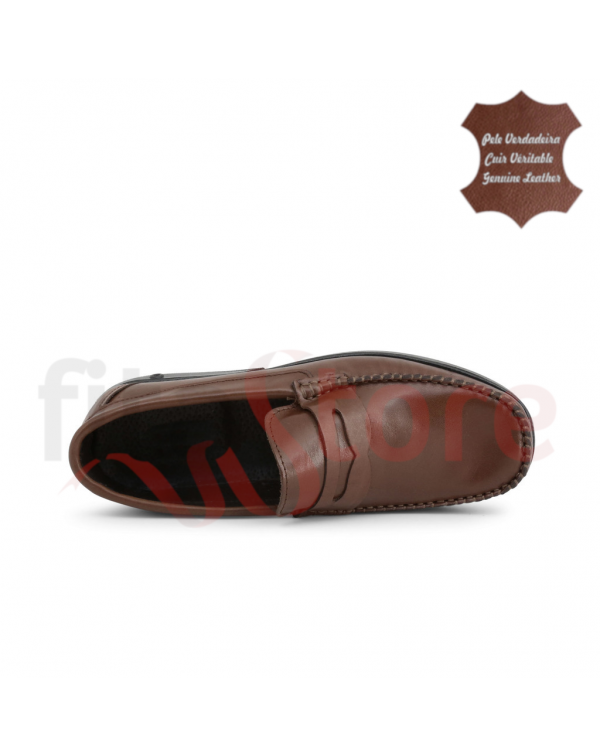 Lace-up shoes
