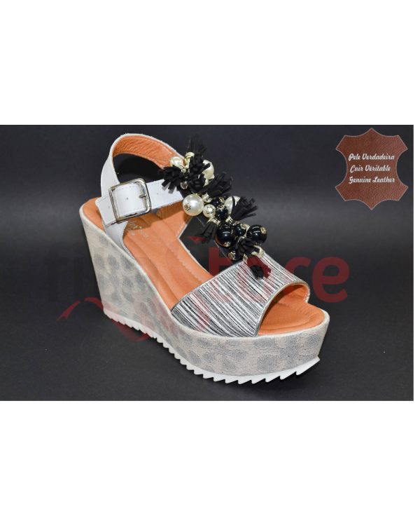 Wonder Shoes Sandals