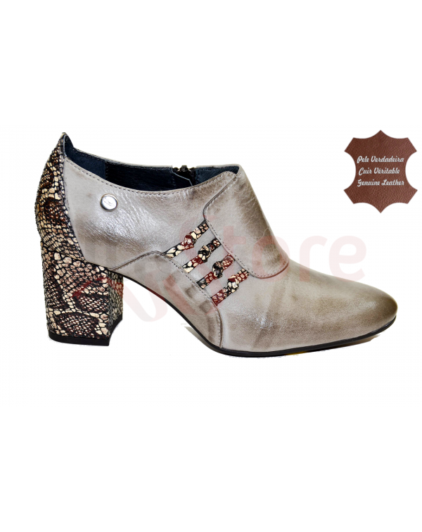 Short boots Wonder Shoes 